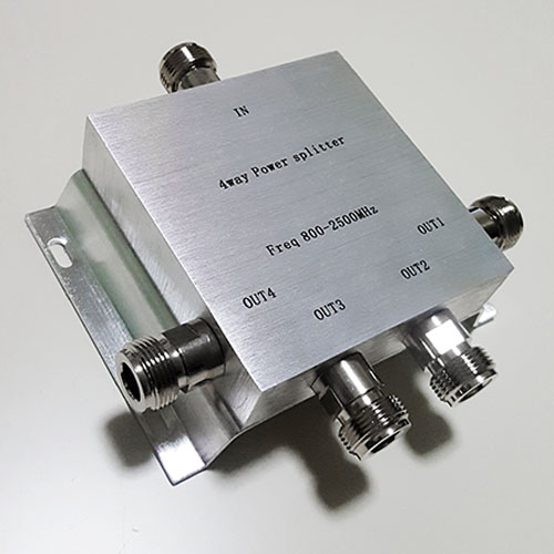 4 Way N Female Jack RF Power Splitter/Divider 800-2500MHz 4 Way N Female Jack RF Power Splitter/Divider 800-2500MHz